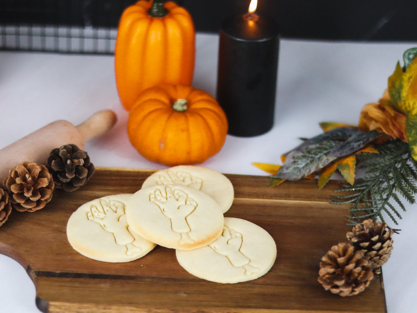 Halloween Zombie Hand Cookie Cutter - Spooky PLA Tool for Baking & Ceramics - Handcrafted Undead Fun for All Ages!
