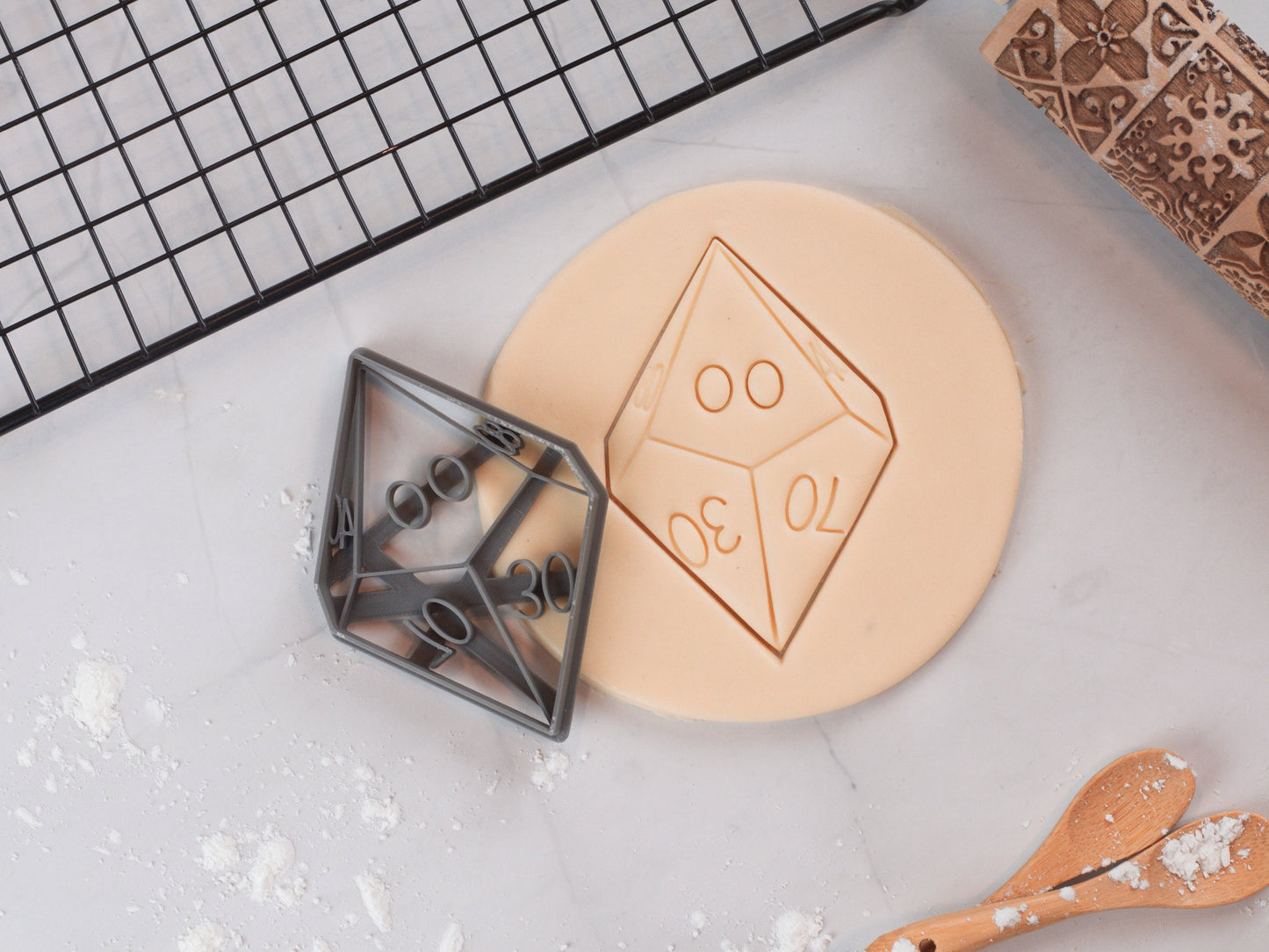 Gaming Dice Cookie Cutter Set | DnD, Fantasy, RPG, D20, D12, D10, D6, D4 Cookie Fondant Cutters