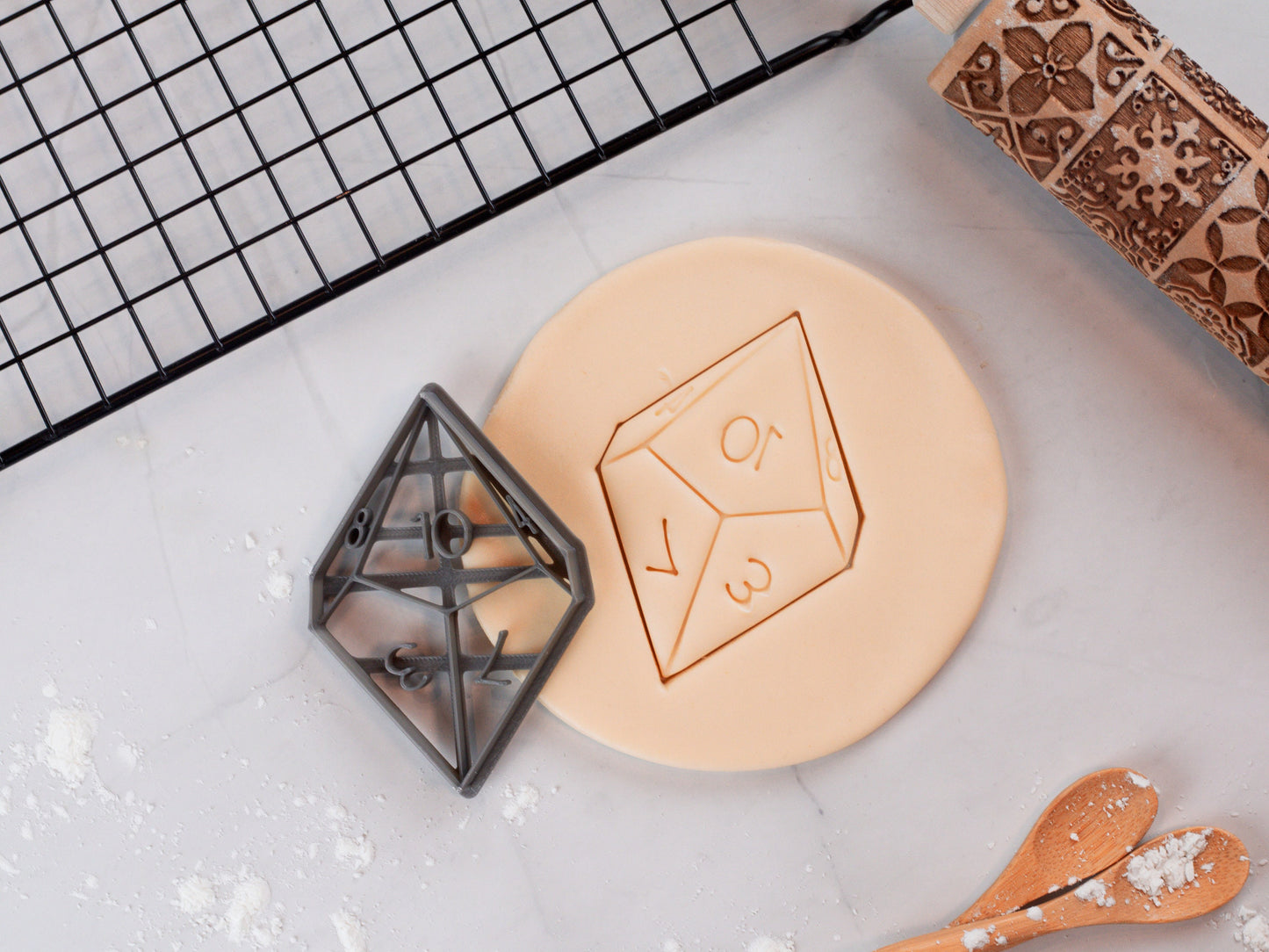 Gaming Dice Cookie Cutter Set | DnD, Fantasy, RPG, D20, D12, D10, D6, D4 Cookie Fondant Cutters
